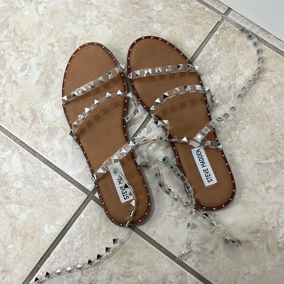 NEW Steve Madden Clear Lucite Gladiator Sandals - Picture 9 of 13